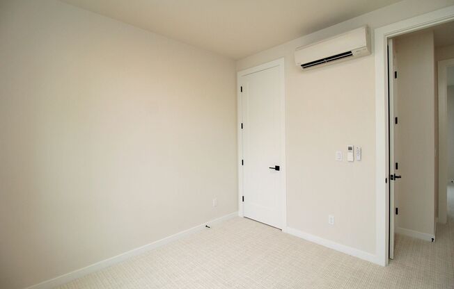 2 beds, 2.5 baths, 914 sqft, $2,295, Unit 5262