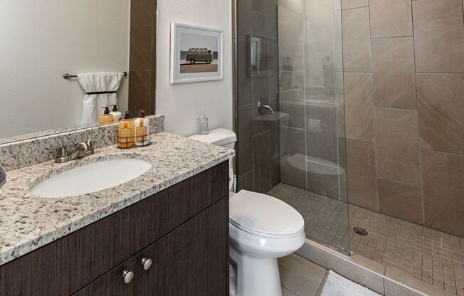 2 beds, 2 baths, 855 sqft, $1,795, Unit 5661 #203 Silverstone