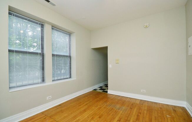 1117 Racine
