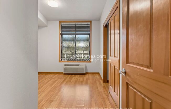 1 bed, 1 bath, $1,449, Unit 287 NE 3rd Street - 206