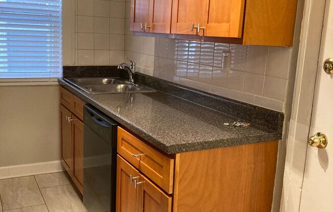 742-744 Dobson Ave./119-121 Elmwood Ave.