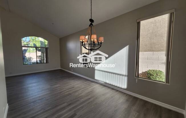 9121 E NITTANY DR