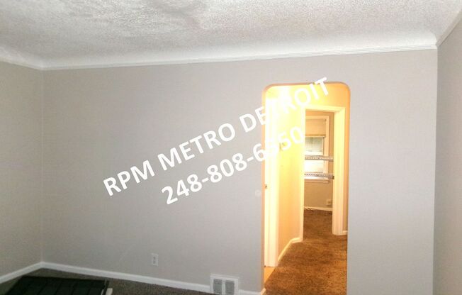 3 beds, 1 bath, $1,250