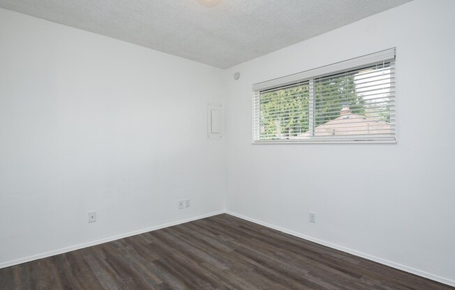 2 beds, 1 bath, 756 sqft, $1,779, Unit 103