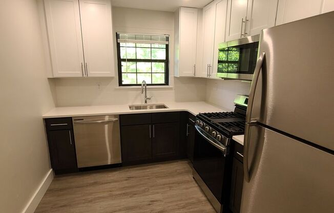 Briar Knoll Apartments