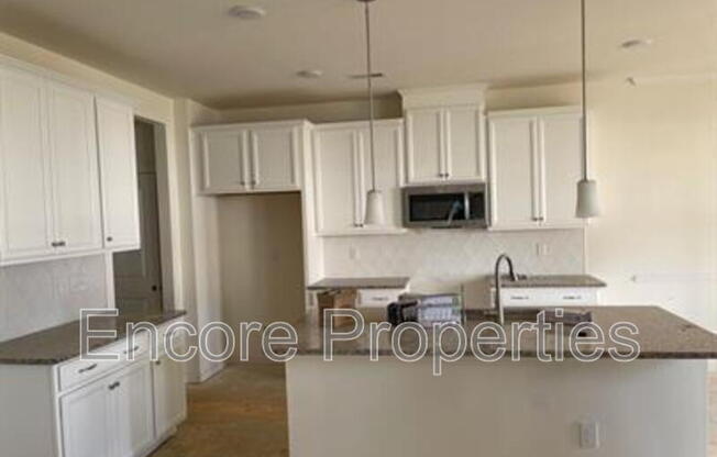 304 Kephart Way - 1
