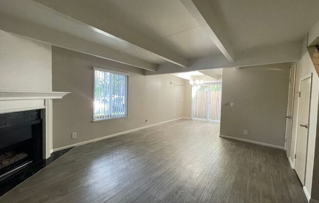 G Street (2612, 2616)