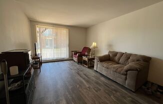 1 bed, 1 bath, $1,125, Unit 3