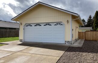 3 beds, 2 baths, $1,950, Unit 3260 QUAIL PL