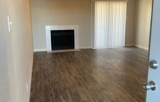 1 bed, 1 bath, 878 sqft, $900, Unit 816