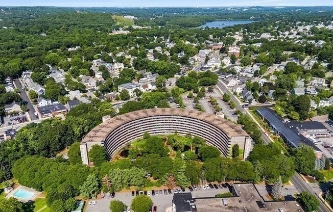 1 bed, 1 bath, 634 sqft, $2,200, Unit T28