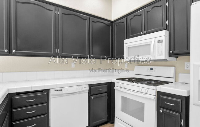 3 beds, 2.5 baths, 1,335 sqft, $3,800