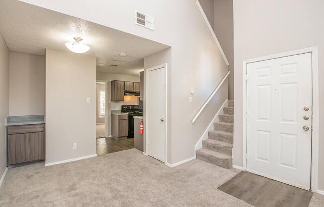 1 bed, 1 bath, 788 sqft, $1,275