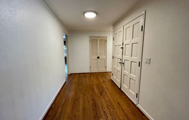 Beaverton 4 Bed + 2 Bath House - W/D, Walking Trails, EV Charging and MORE!!