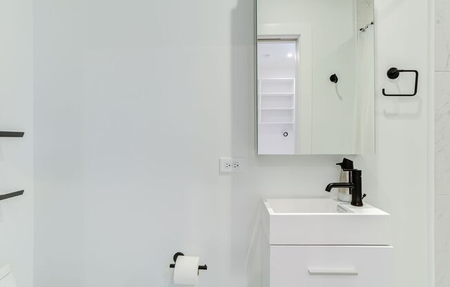 1 bed, 1 bath, 110 sqft, $1,490