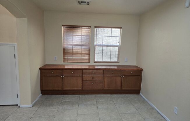 3 beds, 2.5 baths, $1,730