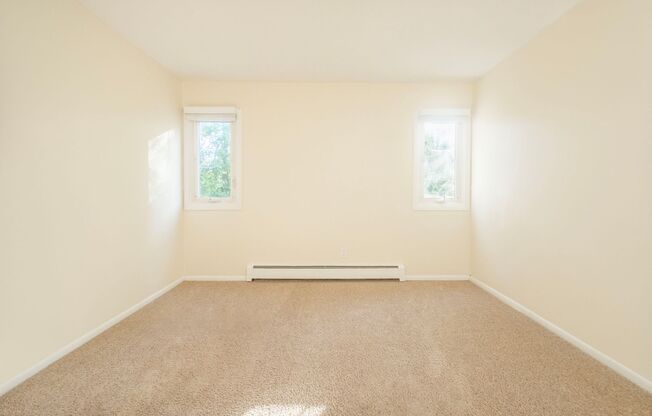 2 beds, 1 bath, 860 sqft, $1,515, Unit 844-202