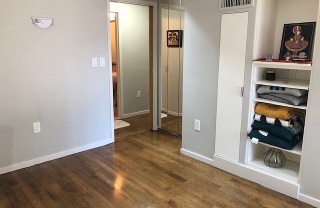3 beds, 2.5 baths, 1,905 sqft, $6,200, Unit 20