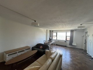 1 bed, 1 bath, 871 sqft, $3,250, Unit 17D