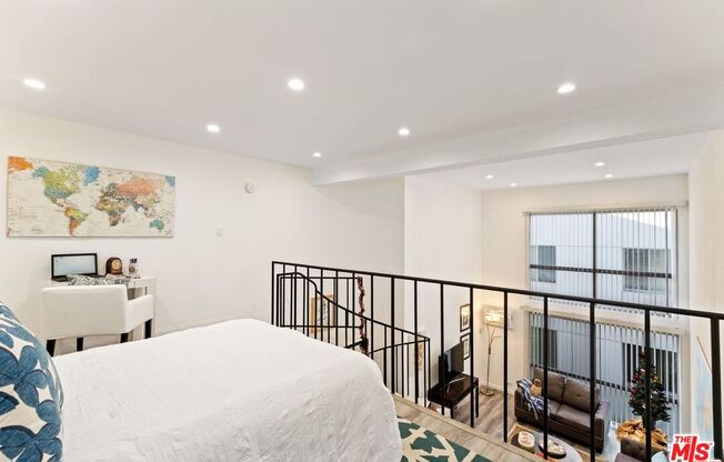 2 beds, 1 bath, 829 sqft, $3,499, Unit 328