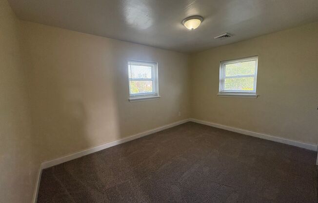 2 beds, 1 bath, $1,150, Unit 2764B