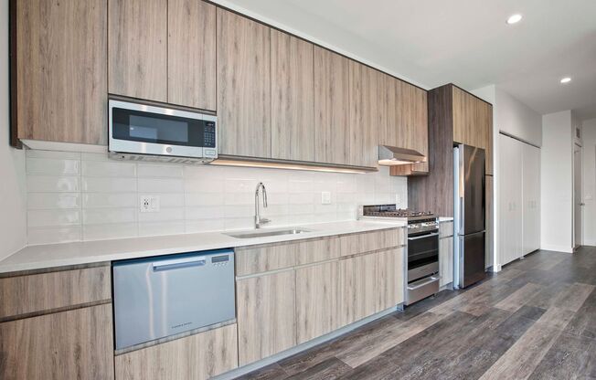 Studio, 1 bath, 501 sqft, $2,145, Unit 615