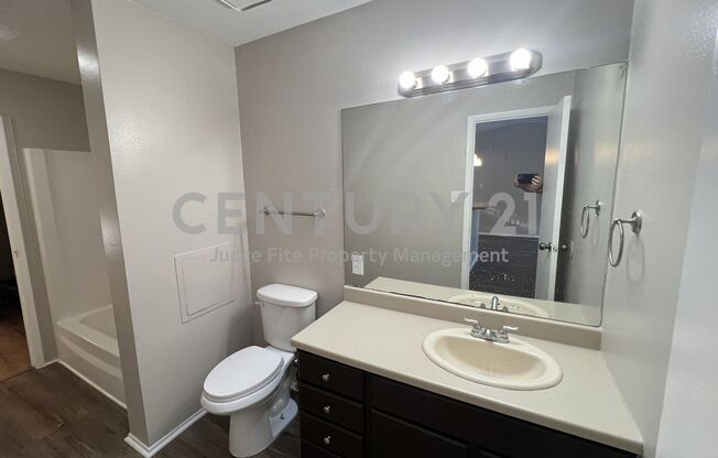 2 beds, 1 bath, $1,450