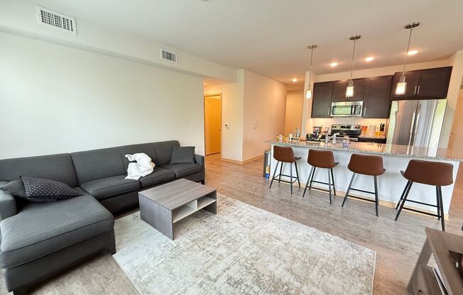 2 beds, 2 baths, 1,029 sqft, $2,525, Unit Unit 217