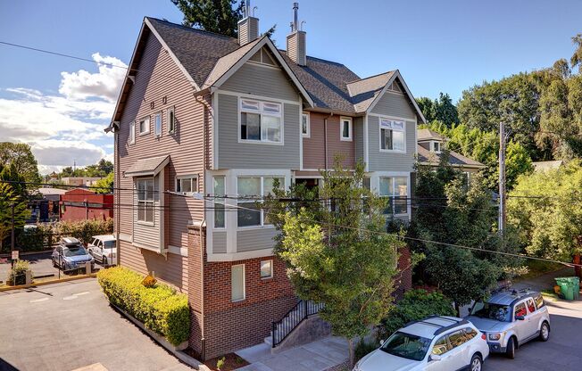 King's Crossing Townhomes