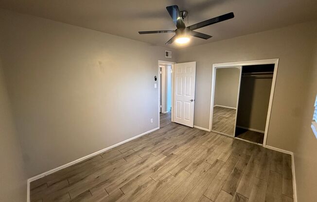 2 beds, 1 bath, 880 sqft, $1,395, Unit 3620-31