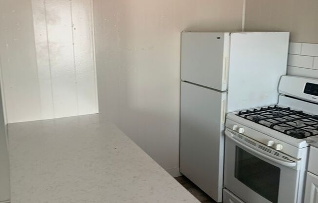 1 bed, 1 bath, 600 sqft, $1,199