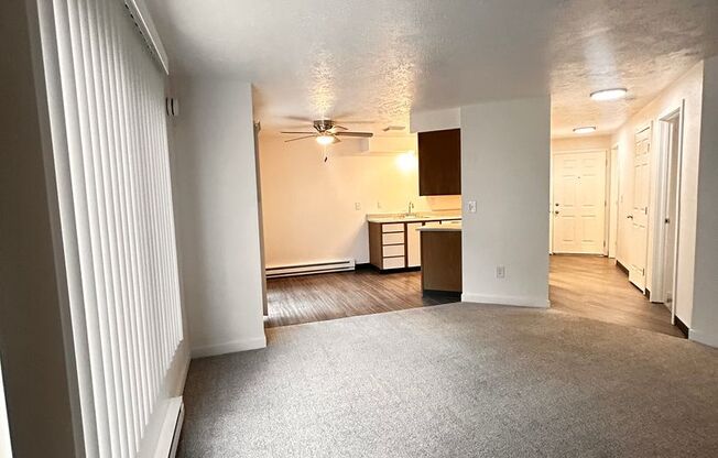 1 bed, 1 bath, 660 sqft, $1,075, Unit H - 037