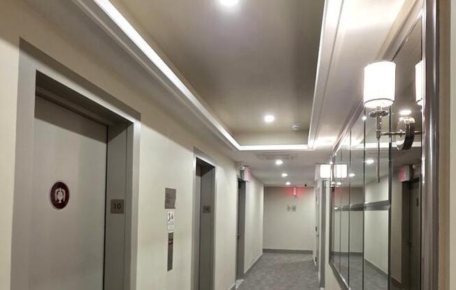1 bed, 1 bath, $5,500, Unit 10I