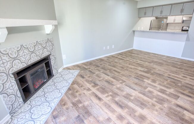 2 beds, 2 baths, 974 sqft, $1,250, Unit 3809-1C