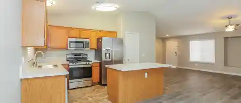 8808 SPINNING WHEEL AVE