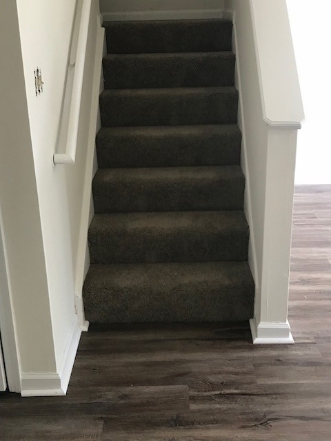 3 beds, 2.5 baths, 1,299 sqft, $1,520, Unit 01 - 7808