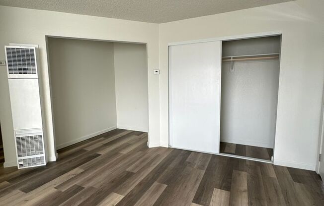 Studio, 1 bath, 410 sqft, $950, Unit 487-16