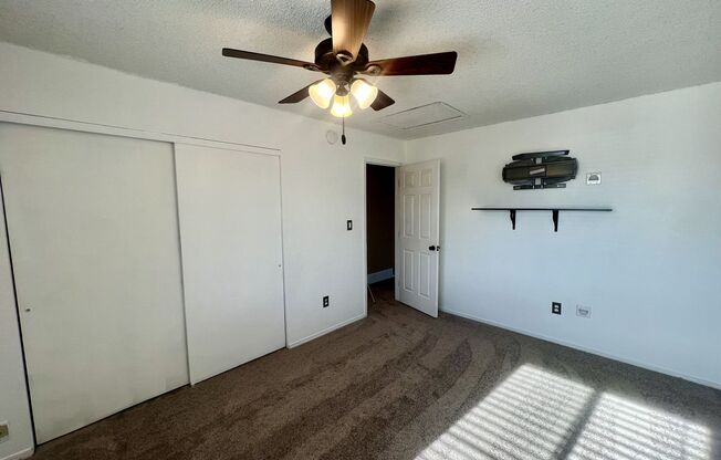 2 beds, 1.5 baths, $1,300