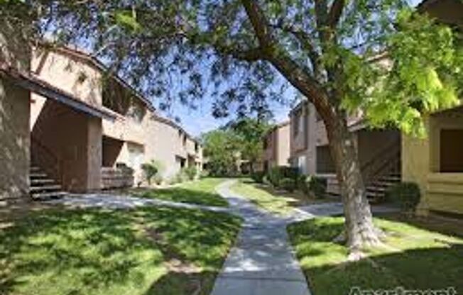 1 bed, 1 bath, $1,075, Unit # #C 28