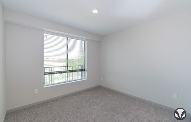 2 beds, 2 baths, 1,158 sqft, $1,805, Unit YH-2043