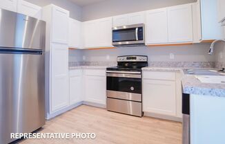 2 Bed/2.5 Bath Townhome- Close to downtown Clayton!