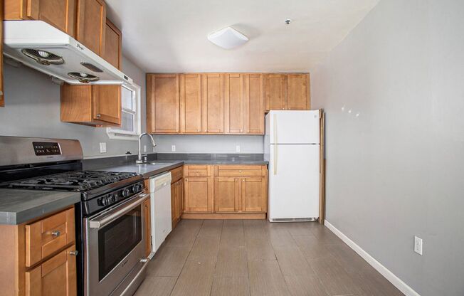 1 bed, 1 bath, $2,275