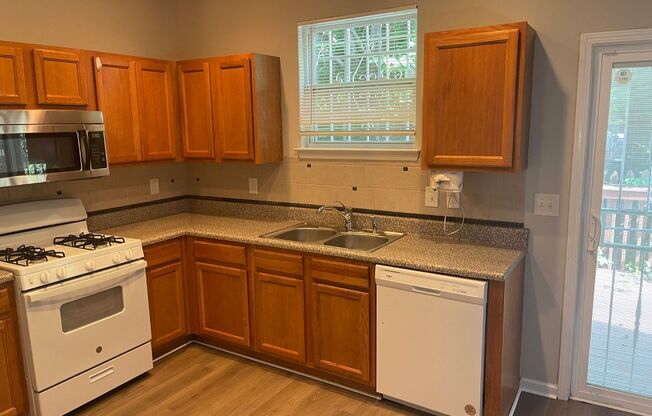 Great location, 4 bed, 2.5 bath, pride of ownership, newly renovated, corner lot, minutes to movie studios, must see!