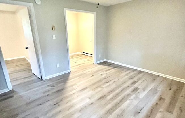 1 bed, 1 bath, 650 sqft, $840, Unit 7570-C