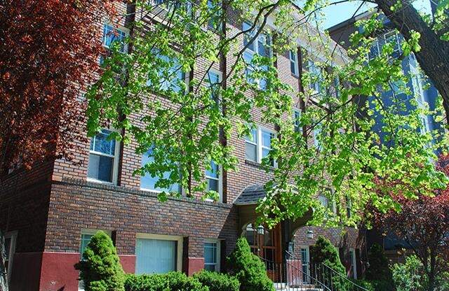 An exterior picture of Lotus Cityline Apartments in Downtown Salt Lake City, Utah