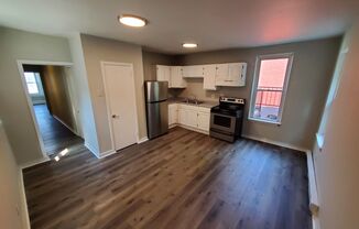 2 beds, 1 bath, 500 sqft, $1,032, Unit 432 Unit C