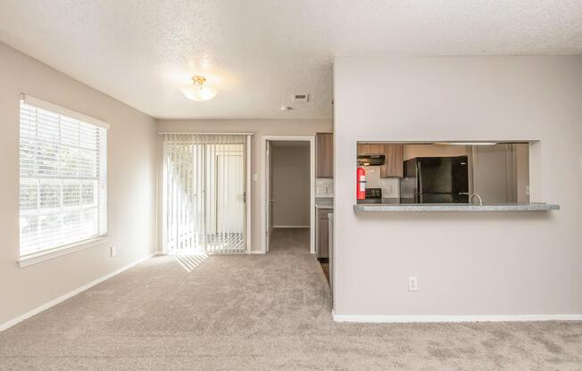 2 beds, 2 baths, 1,044 sqft, $1,600