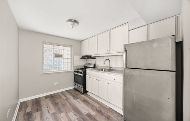 4829 W 31 ST