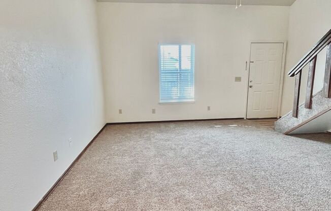 2 beds, 1 bath, 850 sqft, $825, Unit 7B