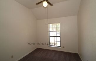 4 beds, 2 baths, $1,550